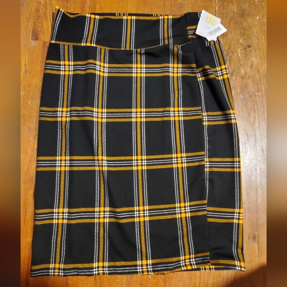 LulaRoe Cassie 3XL yellow white black